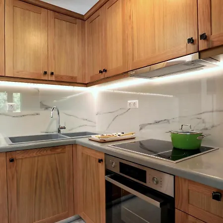Appartement Asanis 1 *